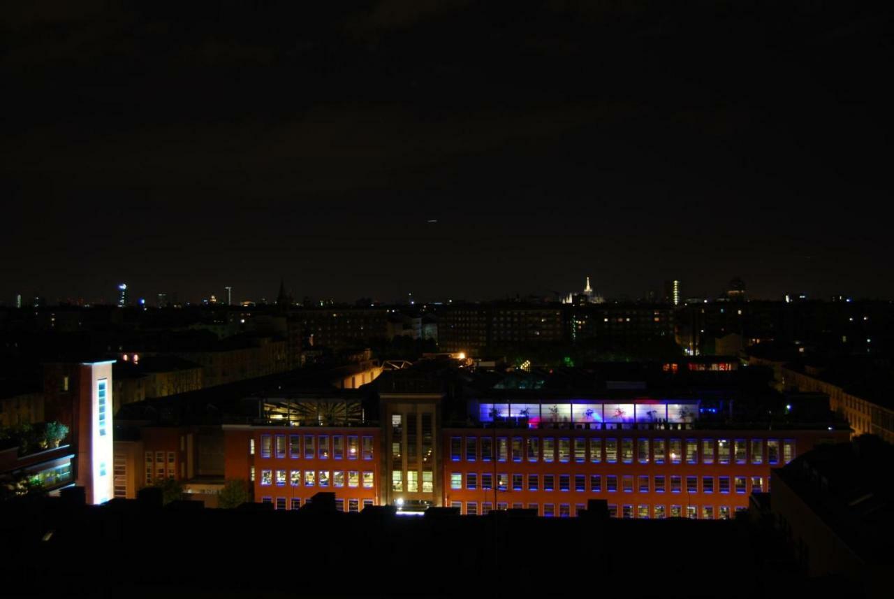 Exclusive Rooftop Apartment With Large Terrace In Solari/Tortona ミラノ エクステリア 写真