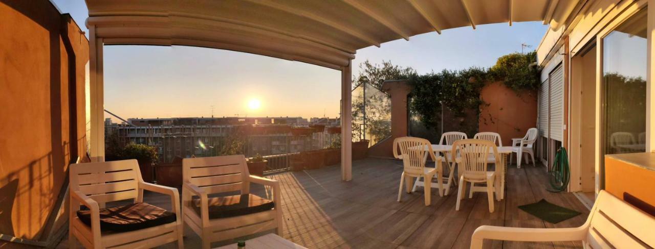 Exclusive Rooftop Apartment With Large Terrace In Solari/Tortona ミラノ エクステリア 写真