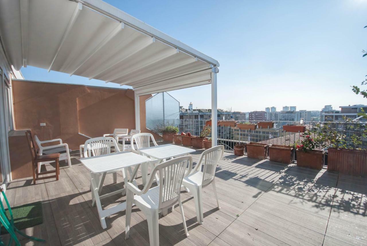 Exclusive Rooftop Apartment With Large Terrace In Solari/Tortona ミラノ エクステリア 写真